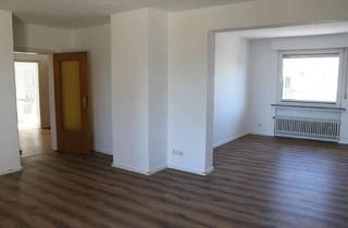 Wohnung mieten in Mozartstr., 59439 Holzwickede, Wohnen mit Charakter: 4-Zimmer-Dachgeschosswohnung in Holzwickede