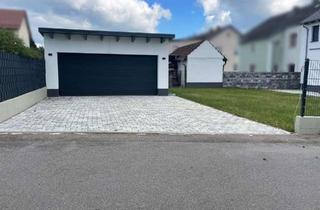 Garagen kaufen in 93142 Maxhütte-Haidhof, Geräumige Doppelgarage mit angrenzendem Grundstück in Maxhütte - Haidhof