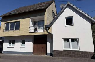 Mehrfamilienhaus kaufen in 53506 Hönningen, Mehrfamilienhaus in Hönningen mit 4 vermieteten Einheiten – solide Kapitalanlage