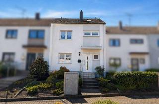 Haus kaufen in 66798 Wallerfangen, Charmantes Reihenmittelhaus mit Garten, Balkon und Garage in Wallerfangen!