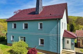 Haus kaufen in 36448 Bad Liebenstein, Ein Zuhause, zwei Möglichkeiten – stilvoll saniert & bereit für Ihre Zukunft