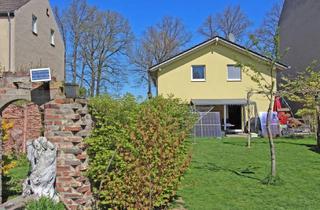 Villa kaufen in 16727 Velten, *DAS BESONDERE*großzügiges EFH/Stadtvilla*WNfl. ca. 147 m² *Traumgarten*Pool*KfW 40 Haus (EnEV 20