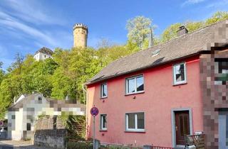 Doppelhaushälfte kaufen in 65594 Runkel, Altbaucharme trifft Gestaltungsspielraum – Doppelhaushälfte mit Potenzial im historischen Ortskern