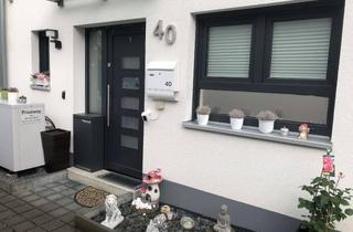Haus kaufen in Theodor-Heuss-Str. 40, 31157 Sarstedt, Haus in Sarstedt am Sonnenkamp: Modernes energieeffizientes Reihenmittelhaus BJ 2017 mit 5 Zimmern