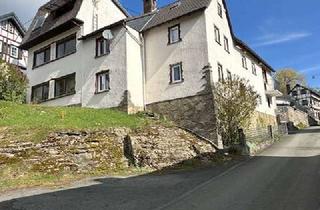 Haus kaufen in Schloßstraße 18, 61276 Weilrod, Charmantes Mehrgenerationenhaus mit zwei Wohneinheiten am Fuße von Schloss Neuweilnau