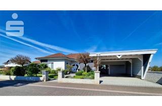 Haus kaufen in 63486 Bruchköbel, Bien-Zenker Unikat - gehobener Bungalow am Feldrand