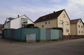 Haus kaufen in 69181 Leimen, Sofort frei, gepflegtes 2-Familienhaus mit Ausbaureserve