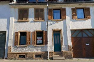 Mehrfamilienhaus kaufen in 36275 Kirchheim, Tatsächlich gepflegtes tw. vermietetes Mehrfamilienhaus zu verkaufen !