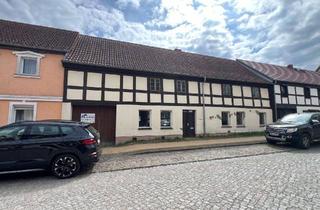 Haus kaufen in Rudolf-Breitscheid-Straße 30, 16559 Liebenwalde, Historischer Dreiseitenhof in Liebenwalde