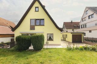 Doppelhaushälfte kaufen in 71272 Renningen, Doppelhaushälfte mit Garten auf 331 m² Grundstück in Renningen