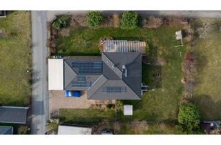 Haus kaufen in 01737 Tharandt, Ihr neues Zuhause mit viel Fläche, Ruhe, Fernblick, Kamin, PV-Anlage, Erdwärme wartet auf Sie !