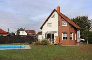 Einfamilienhaus kaufen in 39291 Hohenwarthe, Exklusives Einfamilienhaus nahe Magdeburg mit Einbauküche und Pool