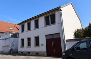 Haus kaufen in 68723 Plankstadt, Seltene Gelegenheit-gute Lage ! Renoviertes Zweifam. Haus Photovoltaik-Gewerbeeinheit-Wohnen u. mehr