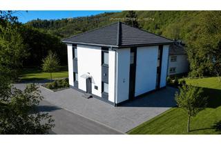 Haus mieten in Tulpenweg, 51570 Windeck, **Neubau Stadtvilla mit 6 Zimmern, Garten und 2 Stellplätzen** - Zum 01.07.2026