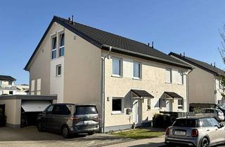 Haus mieten in 53332 Bornheim, ZUHAUSE IN BORNHEIM ROISDORF! Doppelhaushälfte mit großem Garten & Garage