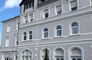 Anlageobjekt in 53340 Meckenheim, Schlossstil-Ensemble | Neubau 1996 | Anbau | Renoviert 2025 | 30 WE | Aufzug | Balkone