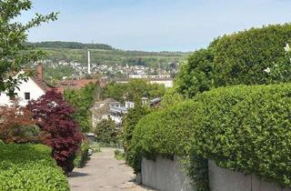 Grundstück zu kaufen in 79540 Lörrach, Seltene Gelegenheit: Ihr Traumgrundstück am Leuselhardt – Weitblick unter Bodenrichtwert!
