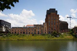Loft kaufen in 68159 Mannheim, Hafenloft am Wasser mit Balkon und Tiefgaragenstellplatz