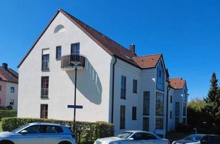Wohnung kaufen in Zum Schmiedeberg, 01156 Gompitz, Attraktive 2,5-Zimmer-Dachgeschosswohnung Loggia plus Balkon, TG-Stellplatz, frei, ohne Provision