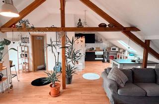 Wohnung kaufen in Emser Straße 314, 56076 Horchheim, Schöne Dachgeschosswohnung im Altbau – Loggia, Tageslichtbad, 3 ZKB