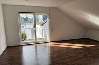 Wohnung mieten in 52372 Kreuzau, Dachgeschosswohnung in Zentrumsnähe zu vermieten