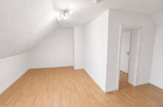 Wohnung mieten in 50127 Bergheim, Erstbezug nach Renovierung | Helle 2-Zimmer-DG-Wohnung in Bestlage von Quadrath-Ichendorf