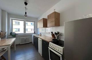 Wohnung mieten in Berrenrather Straße 138, 50937 Sülz, Helle 3-Zimmer-Wohnung mit Einbauküche in Uni-Nähe *WG-geeignet*