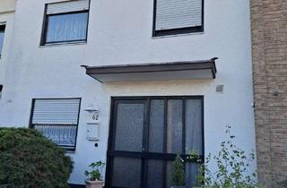Reihenhaus kaufen in 50171 Kerpen, Charmantes Reihenhaus mit viel Potenzial in KERPEN!