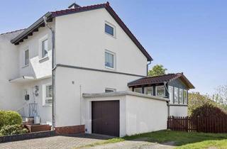 Haus kaufen in Christianshöhe 18, 37085 Göttingen, Charmantes Reiheneckhaus mit Wintergarten, Balkon und zusätzlicher Wohn/Nutzfläche im Keller.