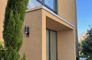 Anlageobjekt in 55128 Bretzenheim, *NEU* IHRE CHANCE IN BRETZENHEIM! MODERNES DESIGNERHAUS IN RUHIGER LAGE IN NEUWERTIGEM ZUSTAND!