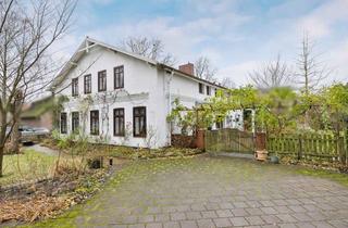 Bauernhaus kaufen in 22457 Hamburg, Alles unter einem Dach - Vielseitiges Wohnen mit Ausbaureserve und Einliegerwohnung in einem ehemaligen Bauernhof in HH-Schnelsen