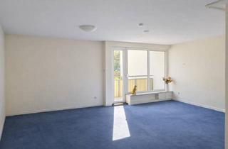 Wohnung kaufen in 28207 Bremen, Großzügige 2-Zimmer-Wohnung mit Balkon – ideal für Eigennutzer, Best Ager oder Kapitalanleger