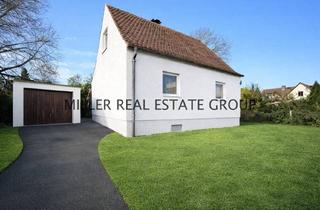 Einfamilienhaus kaufen in 85051 Ingolstadt, Ingolstadt-Süd: Grundstück mit freistehendem Bestandshaus - seltene Gelegenheit für Sanierung oder Neubau!
