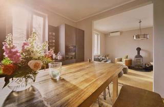 Wohnung kaufen in 60389 Seckbach, Stilvolle Altbau-Maisonettewohnung im Zweifamilienhaus mit eigenem Garten