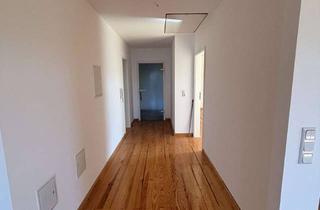 Wohnung kaufen in 54317 Gusterath, Schicke 2,5-Zimmer-Dachgeschosswohnung mit großem Wohnbereich & Balkon, in Gusterath