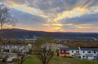 Wohnung kaufen in 56076 Horchheimer Höhe, Traumhafte 4,5-ZKB Eigentumswohnung mit Rheinblick – hochwertig saniert in ruhiger Sackgassenlage