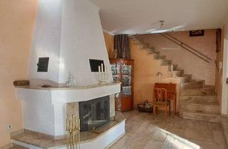 Wohnung kaufen in 75177 Nordstadt, Exklusive Wohnung mit über 200 m² Wohnfläche & eigenem Garten