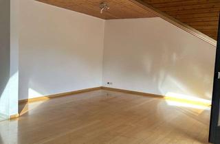 Wohnung mieten in 77933 Lahr, 3-Zimmer DG-Wohnung mit großem Balkon in Lahr-Reichenbach