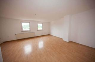 Wohnung mieten in 98646 Hildburghausen, Großzügige 5-Zimmer Mietwohnung in zentraler Lage von Hildburghausen!