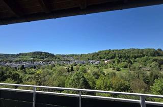 Wohnung mieten in 75236 Kämpfelbach, Traumhafter Ausblick! 4-Zimmerwohnung mit Südbalkon