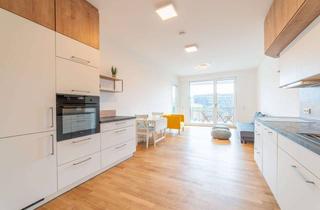 Wohnung mieten in Mühlenstraße 20, 10243 Friedrichshain, Premium 2‑Room Living South‑Facing the Berlin Wall