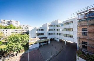 Sozialwohnungen mieten in Maienstraße, 10787 Schöneberg, WBS erforderlich. 2-Zimmer mit Balkon nahe Nollendorfplatz