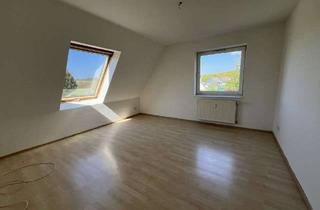 Wohnung mieten in Dowidat Siedlung 17, 42899 Lüttringhausen, Gemütliche 3-Zimmer-Dachgeschoss-Wohnung