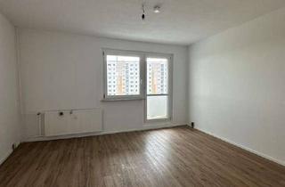Wohnung mieten in Otto-Worms-Straße 15, 07549 Lusan, Sanierte 2-Raum-Wohnung in Gera Lusan
