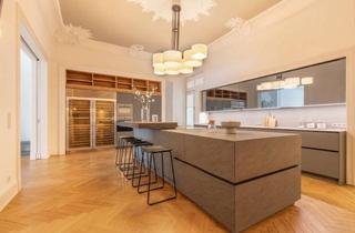 Wohnung mieten in 22087 Uhlenhorst, Elegante Altbau-Maisonette mit Alsterpanorama!