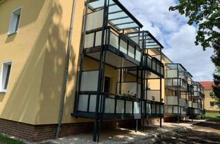 Wohnung mieten in Friedensallee 15, 04610 Meuselwitz, Gemütliche 2-Raumwohnung mit großem Balkon