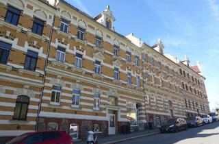 Wohnung mieten in Dobenaustraße 109, 08523 Plauen, Stadtparknähe... 2 Zimmer Dachgeschoss Wohnung mit Einbauküche und Balkon