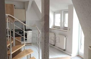 Wohnung mieten in Helmholtzstraße 19, 09131 Hilbersdorf, Zwei Ebenen voller Wohnqualität! Stilvolle 4-Raum-Maisonette im Dachgeschoss mit Balkon & Fahrstuhl