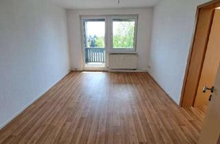 Wohnung mieten in Gärtnereiweg, 08371 Glauchau, *Ihr neues Zuhause* 2-R-Wohnung mit Badewanne & Balkon