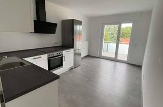Wohnung mieten in Haidstr. 62, 63741 Damm, Große 1-Zimmer Whg. mit EBK und Balkon